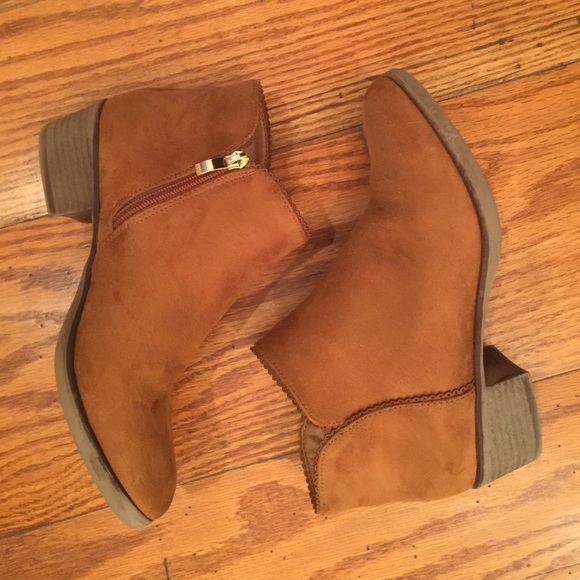 Cupcakes & Pastries Other - 🎉HP🎉 Cupcake Boots